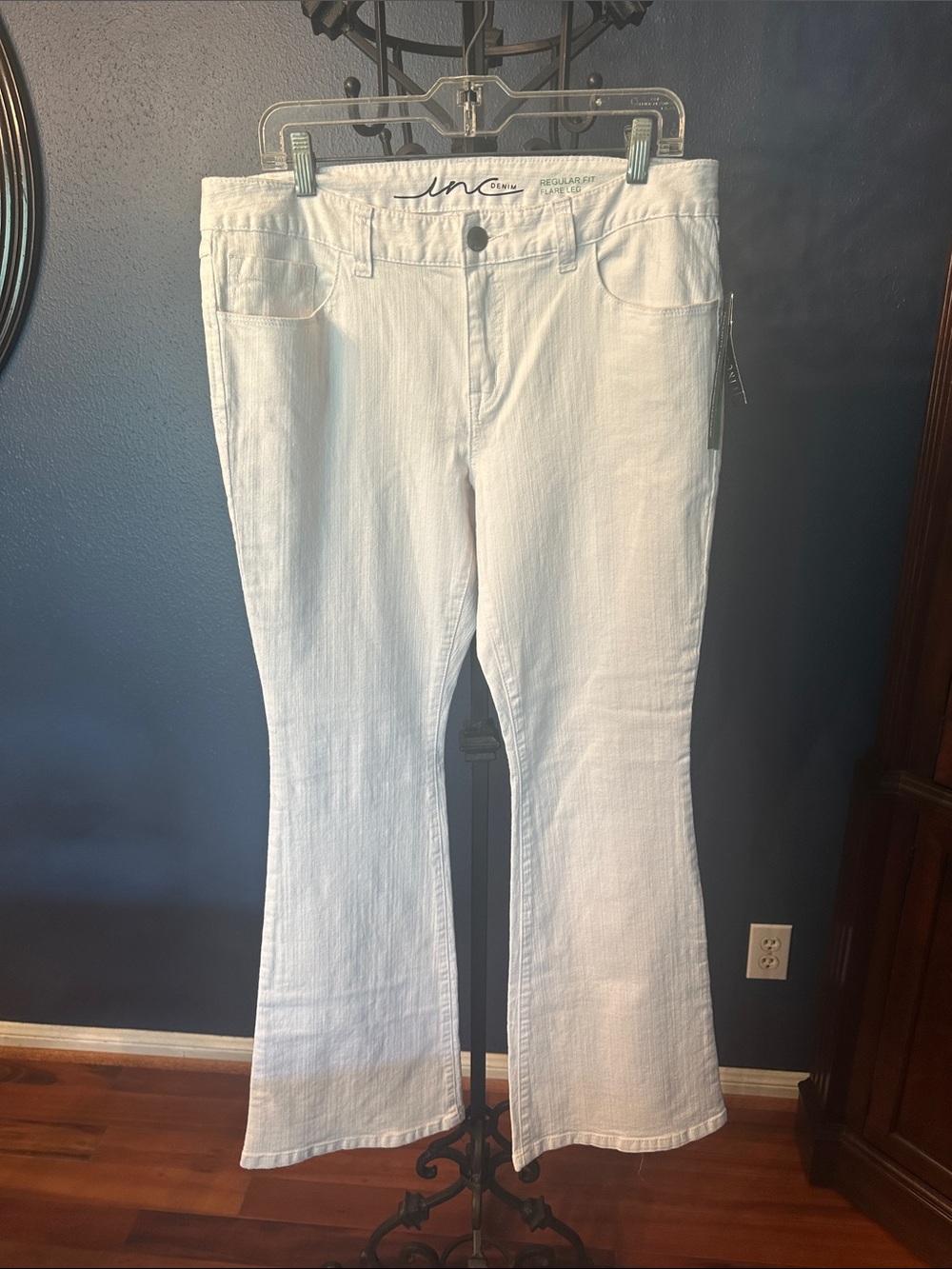 INC International Concepts White Wide Leg Jeans